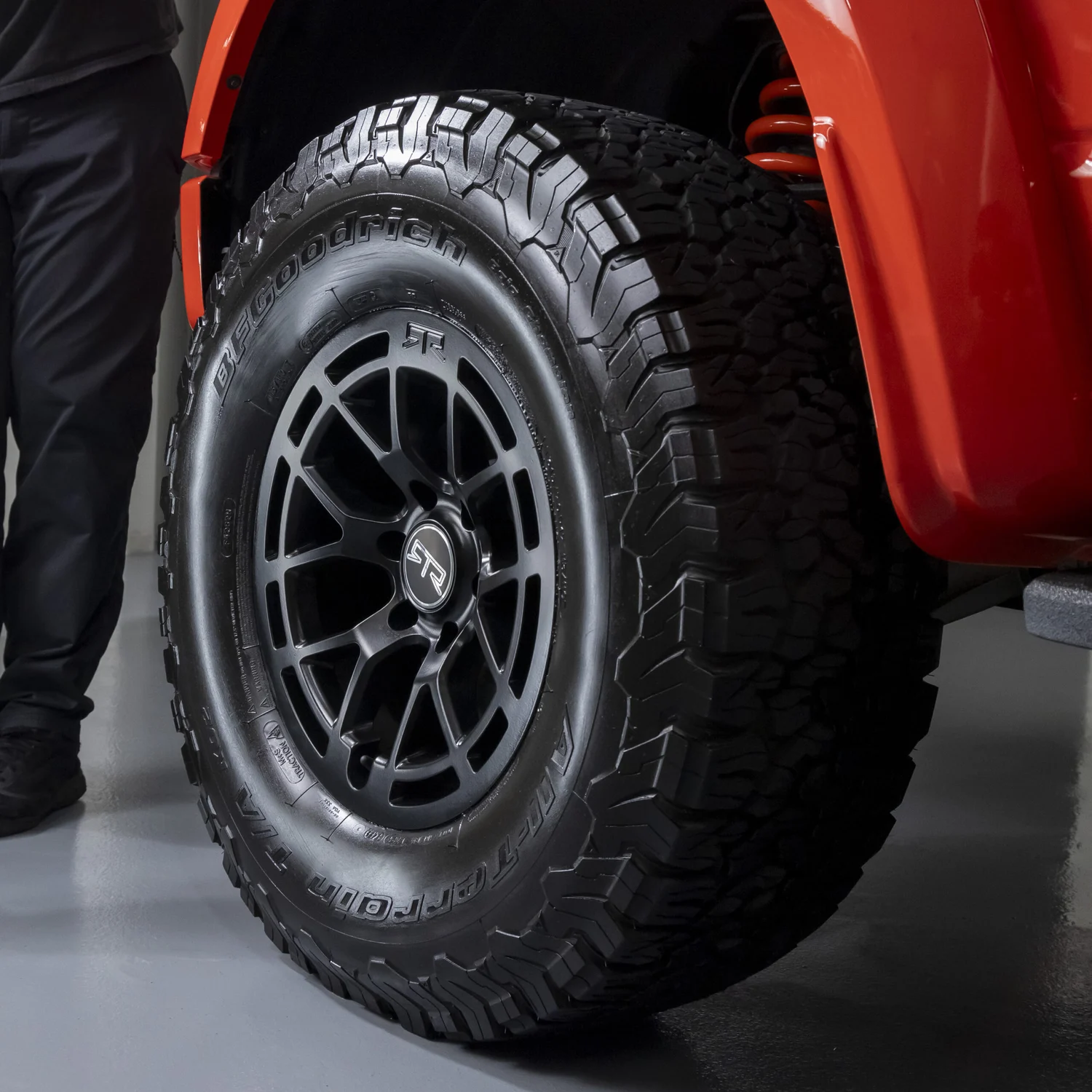 Ultimate Insane Shine Tyre Spray - Image 7