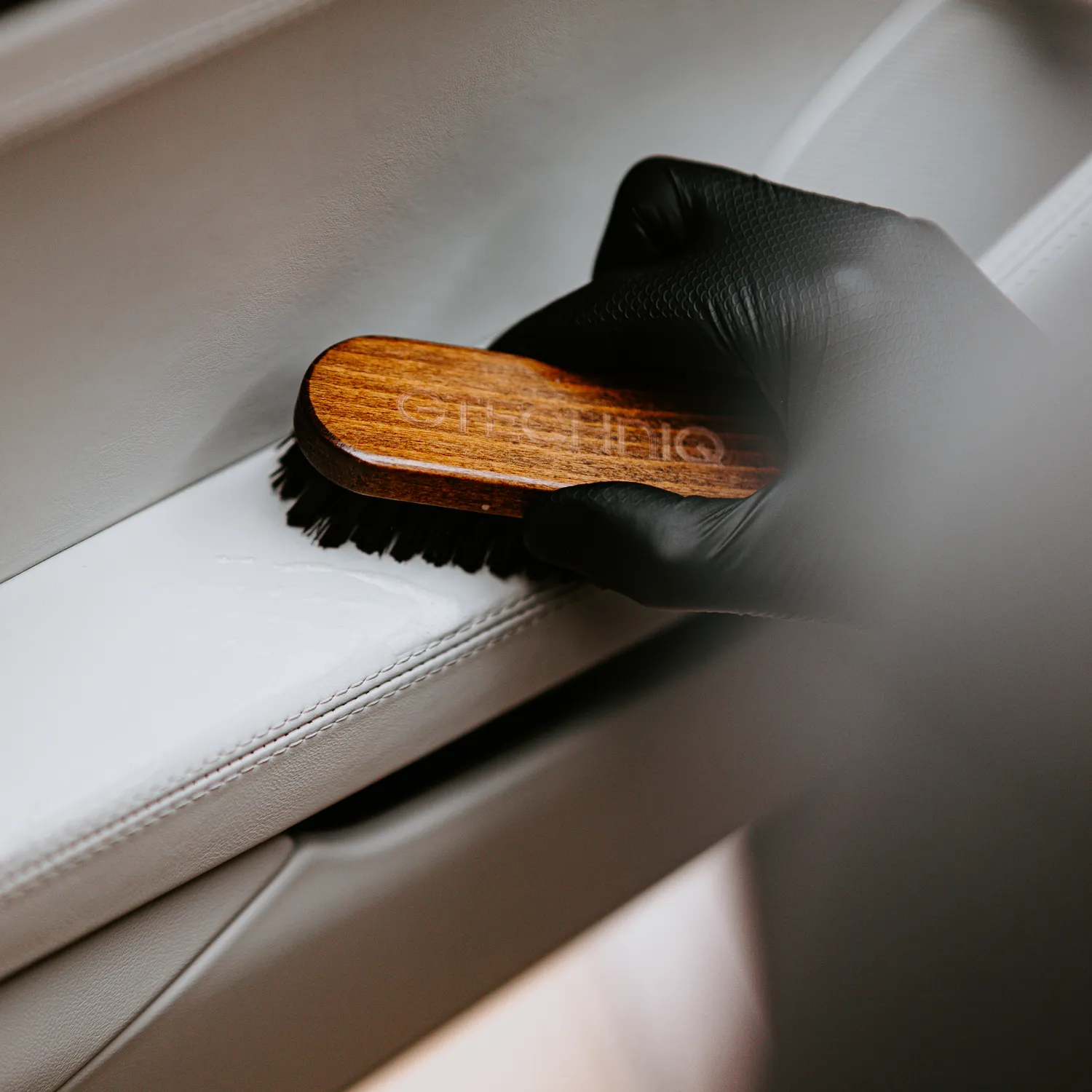 Leather & Interior Brush - Image 4