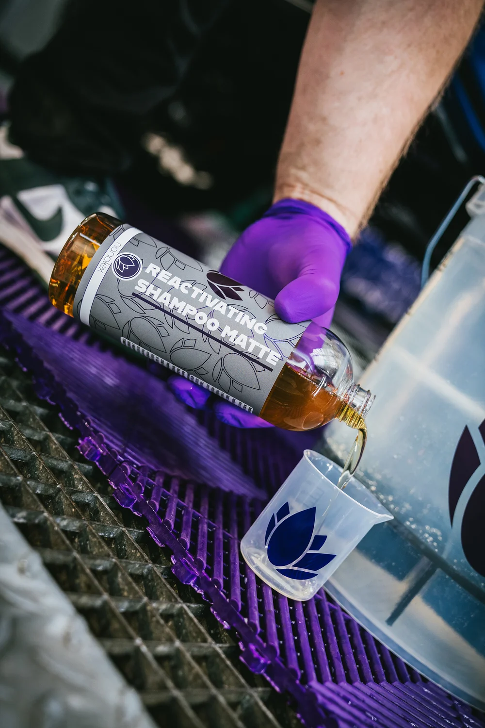 Matte Reactivating Shampoo - Image 4