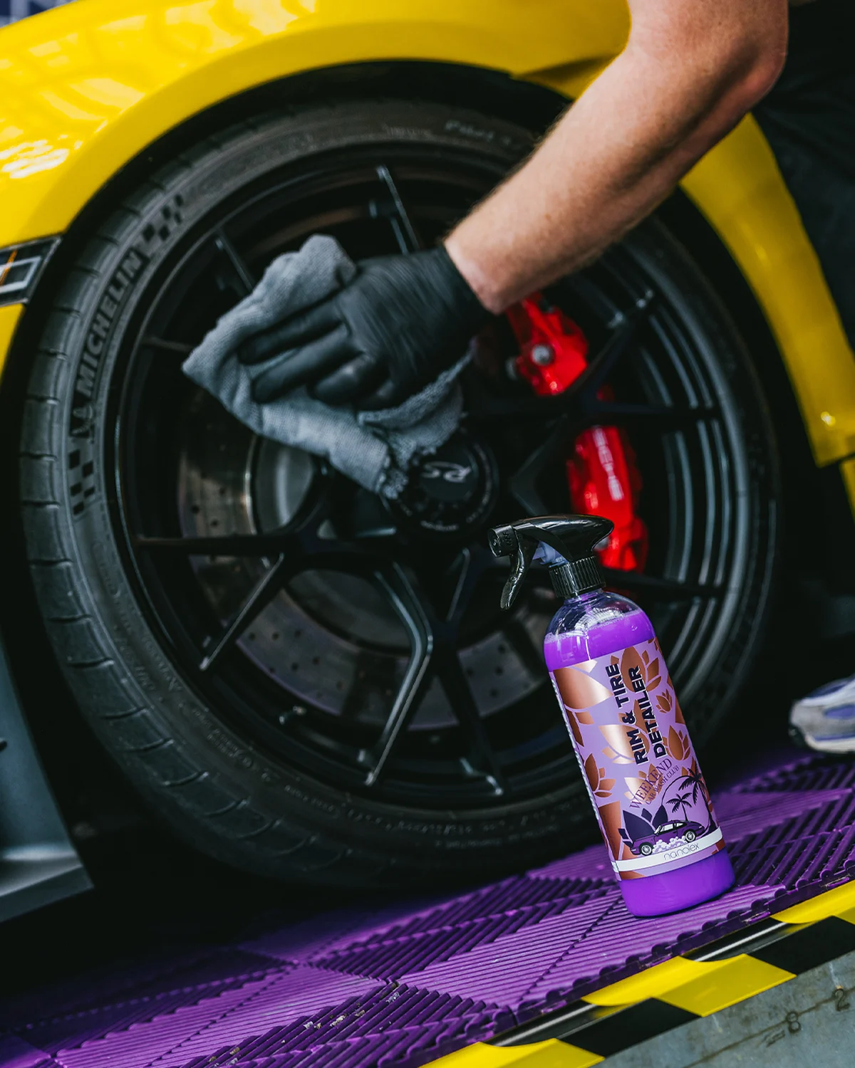 Weekend Club Rim & Tire Detailer - Image 3